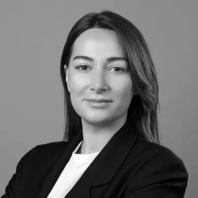 Portrait — Nini Norakidze